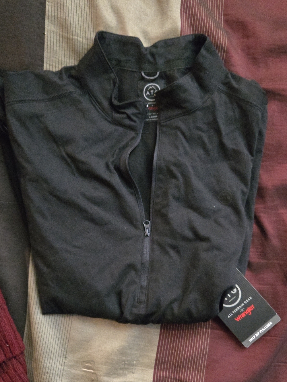 Wrangler Black Zip-Up Pullover Sweater